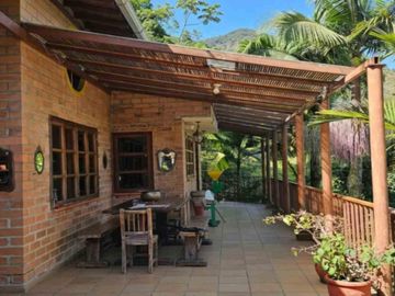 FINCA EN VENTA UBICADA EN COPACABANA SECTOR ALTOS DE VILLA ROCA