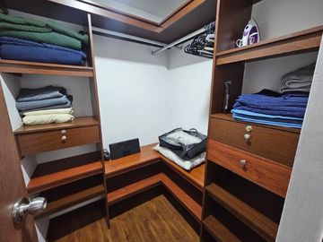 APARTAMENTO EN ARRIENDO EN EL POBLADO EN EL SECTOR DE LAS PALMAS