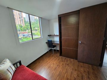 APARTAMENTO EN ARRIENDO EN EL POBLADO EN EL SECTOR DE LAS PALMAS