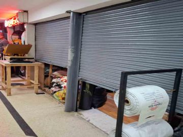 LOCAL EN VENTA UBICADO EN MEDELLIN SECTOR LA CANDELARIA