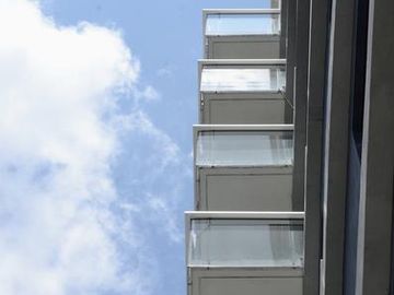 Excelente 2 amb,muy luminoso,a estrenar,edificio con SUM, PISICINA,PARRILLAS. Digno de ver