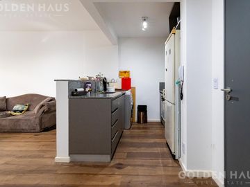 Vivir como en un Country en plena Ciudad: 2 Ambientes con Jardín y Amenities de Categoría