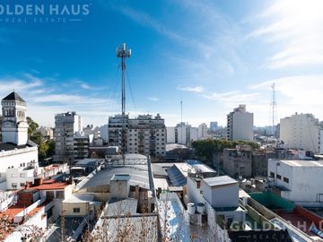 Vivir como en un Country en plena Ciudad: 2 Ambientes con Jardín y Amenities de Categoría