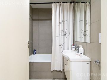 Vivir como en un Country en plena Ciudad: 2 Ambientes con Jardín y Amenities de Categoría