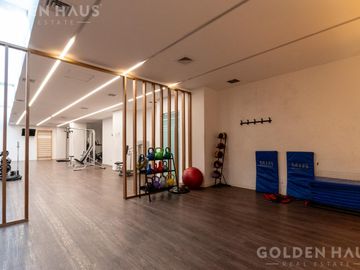 Vivir como en un Country en plena Ciudad: 2 Ambientes con Jardín y Amenities de Categoría