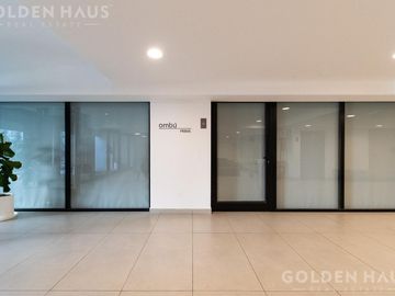Vivir como en un Country en plena Ciudad: 2 Ambientes con Jardín y Amenities de Categoría