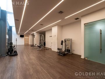 Vivir como en un Country en plena Ciudad: 2 Ambientes con Jardín y Amenities de Categoría
