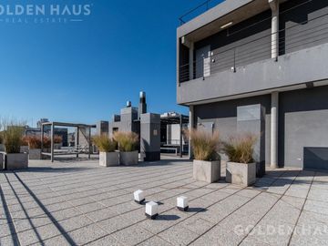 Vivir como en un Country en plena Ciudad: 2 Ambientes con Jardín y Amenities de Categoría