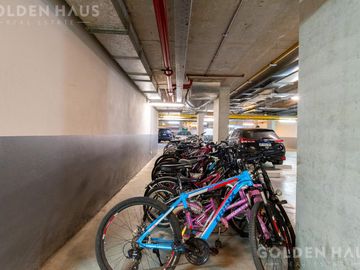 Vivir como en un Country en plena Ciudad: 2 Ambientes con Jardín y Amenities de Categoría
