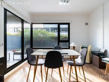 Vivir como en un Country en plena Ciudad: 2 Ambientes con Jardín y Amenities de Categoría