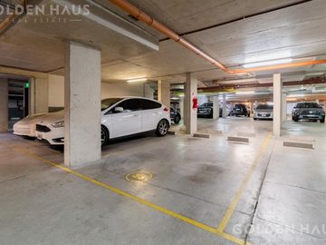 Vivir como en un Country en plena Ciudad: 2 Ambientes con Jardín y Amenities de Categoría