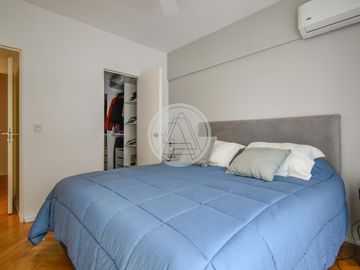 Departamento de 3 ambientes con cochera y baulera en venta - Apto crédito - Recoleta