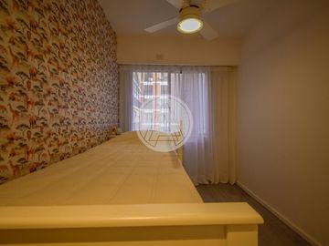 Departamento de 3 ambientes con cochera y baulera en venta - Apto crédito - Recoleta