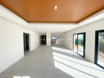 Casa en Santa Elisa, Pilar del este a la Venta