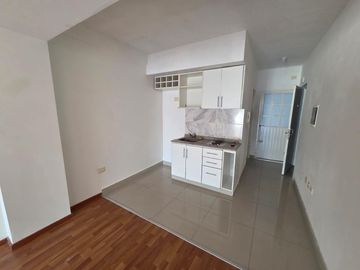 Alquiler Monoambiente Divisible con Patio – Recoleta