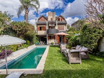 Venta Casa de 4 Dormitorios con Pileta y Quincho en Rosario Zona Sur - H DE L AQUINTANA 80 BIS
