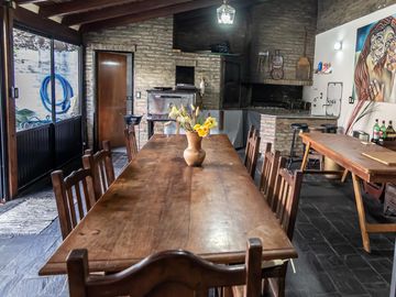 Venta Casa de 4 Dormitorios con Pileta y Quincho en Rosario Zona Sur - H DE L AQUINTANA 80 BIS