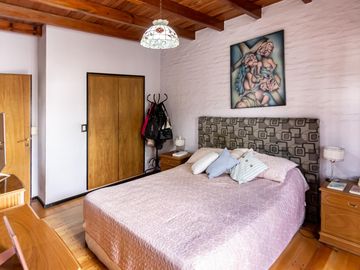 Venta Casa de 4 Dormitorios con Pileta y Quincho en Rosario Zona Sur - H DE L AQUINTANA 80 BIS
