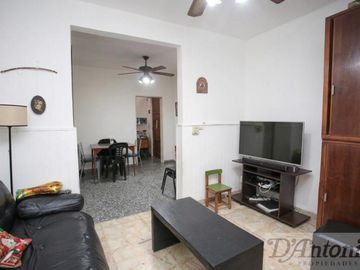 PH 3 Ambientes con Terraza Propia y Entrada Independiente en Parque Chacabuco