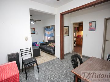 PH 3 Ambientes con Terraza Propia y Entrada Independiente en Parque Chacabuco