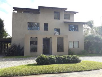 Lindísima Casa en Alquiler en San Fernando, Barrio Cerrado Marina Del Sol