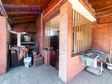 Casa en Venta 5 ambientes en Lugano