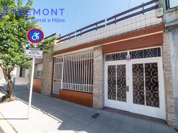 Casa en Venta 5 ambientes en Lugano