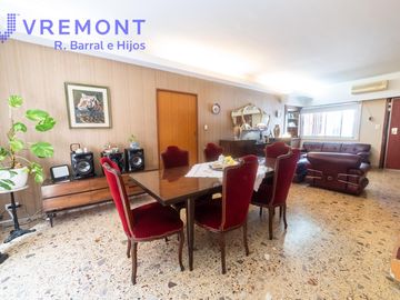 Casa en Venta 5 ambientes en Lugano
