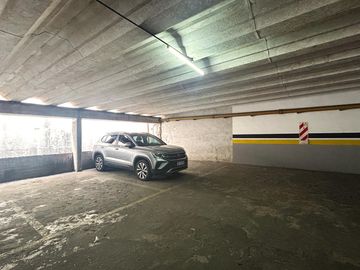 Venta Cochera en Rioja 1847 - Centro, Rosario