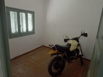 OPRTUNIDAD CASA RESTAURADA EN B° SAN VICENTE