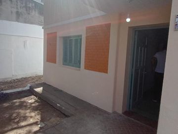 OPRTUNIDAD CASA RESTAURADA EN B° SAN VICENTE