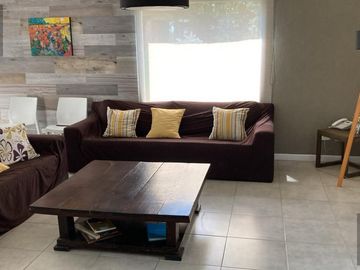 Casa 6 ambientes en venta/alquiler en el Barrio Privado El Rebenque