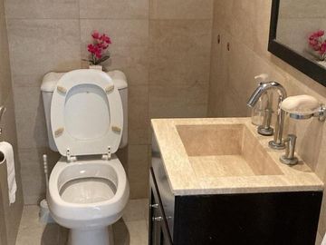 Casa 6 ambientes en venta/alquiler en el Barrio Privado El Rebenque