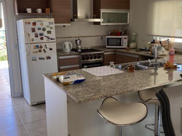 Casa 6 ambientes en venta/alquiler en el Barrio Privado El Rebenque