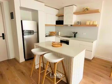 Alquiler temporal - Departamento en Lofty Suites 2 ambientes - Zona Shopping Aldrey