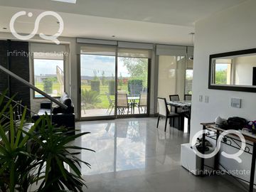 Venta / Alquiler Casa en Área 1 - San Sebastián (Fondo Verde)