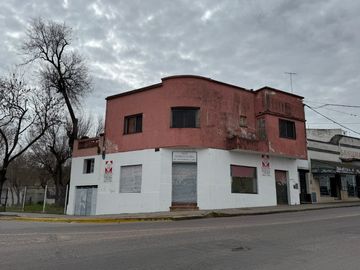Local en Lujan