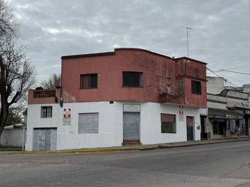 Local en Lujan