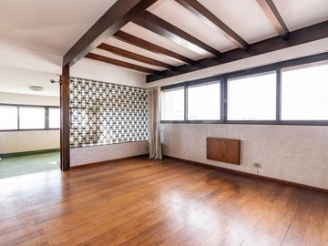 Exclusivo piso en torre - Flores