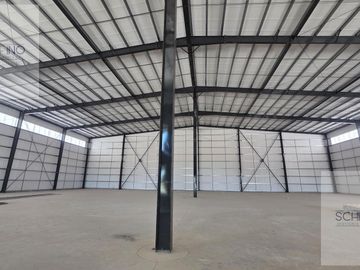 Nave Industrial a estrenar en Alquiler PITEC Varela 2300 m2