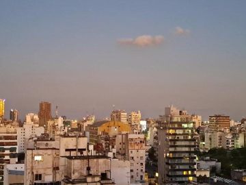 Departamento de dos ambientes amplios en venta - zona UADE - apto crédito