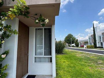 Casa en Venta en Sonterra | Ubicación Privilegiada en Esquina con Amenidades