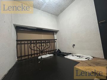 Lencke Alquila - Excelente Local en pleno centro de San Isidro
