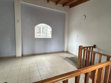 Local - Lomas de Zamora Oeste