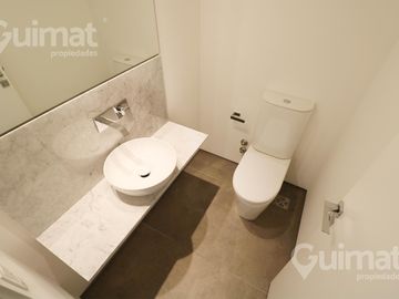 Departamento.170m2.4 ambientes.Calidad Azcuy. Amenities.