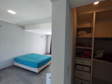 VENTA/PERMUTA - Casa 3 dormitorios con quincho y pileta. Oliveros.