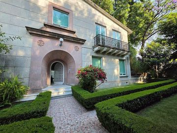 OPORTUNIDAD: CASA CON USO DE SUELO P/ OFICINA EN INSURGENTES SAN BORJA
