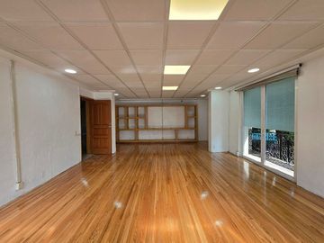 OPORTUNIDAD: CASA CON USO DE SUELO P/ OFICINA EN INSURGENTES SAN BORJA