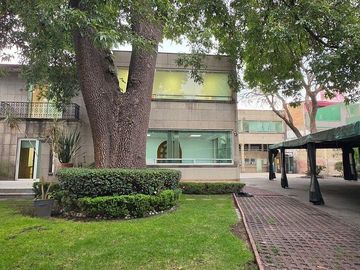 OPORTUNIDAD: CASA CON USO DE SUELO P/ OFICINA EN INSURGENTES SAN BORJA