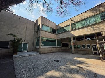 OPORTUNIDAD: CASA CON USO DE SUELO P/ OFICINA EN INSURGENTES SAN BORJA